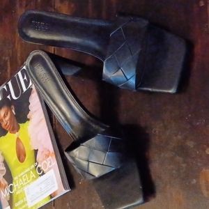 Forever 21 black leather sandal high heels